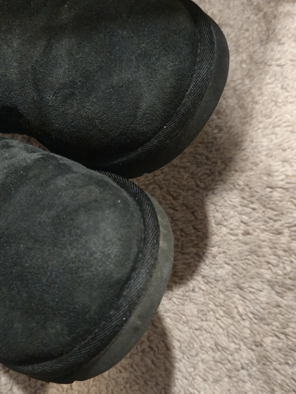 UGG selling pair